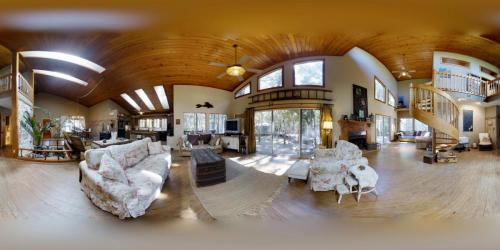 AF Home 1